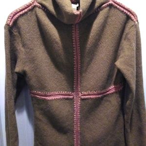 Vintage Chloe Oat Tan Turtleneck Sweater with Pink